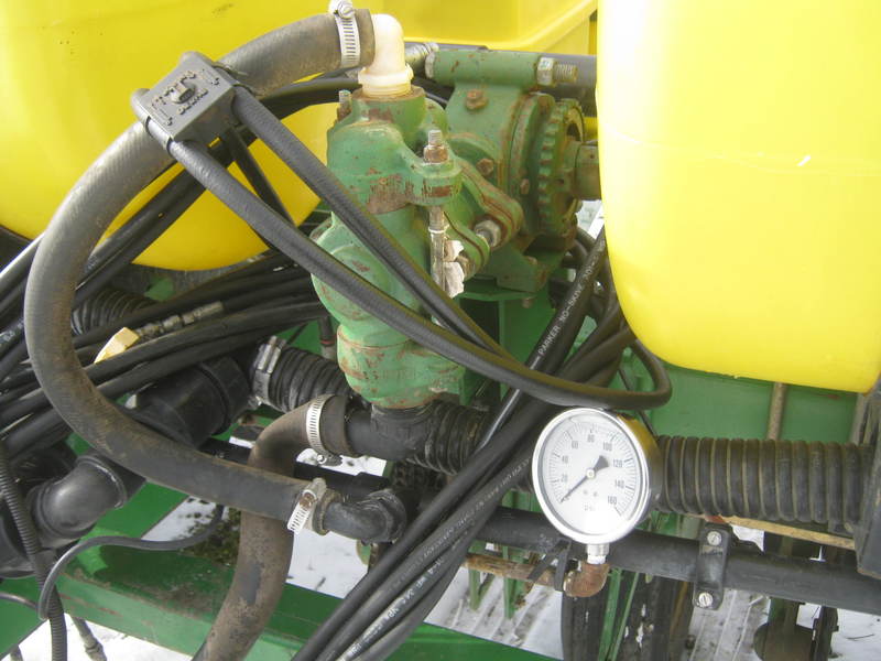 Planting Equipment  John Deere 1750 Planter   Photo